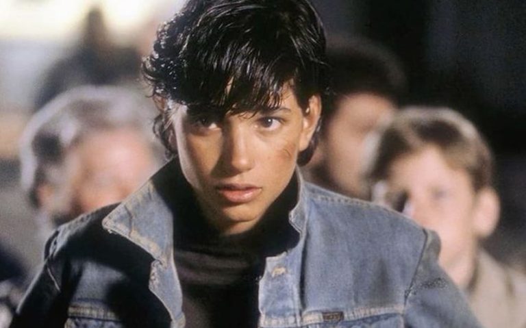 177 Important Quotes from Johnny in The Outsiders That Resonate